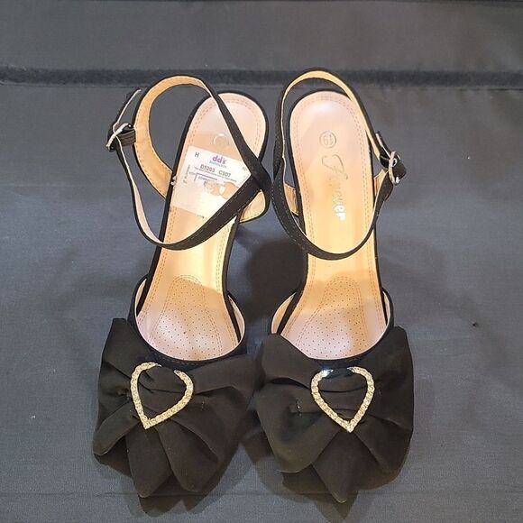 BRAND NEW FOREVER FLOWER BOWNOT POINTED TOE HIGH HEEL STILETTO SANDAL - Picture 3 of 13